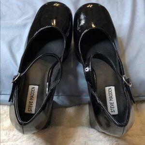 Steve Madden Black Patent Mary Jane Heels